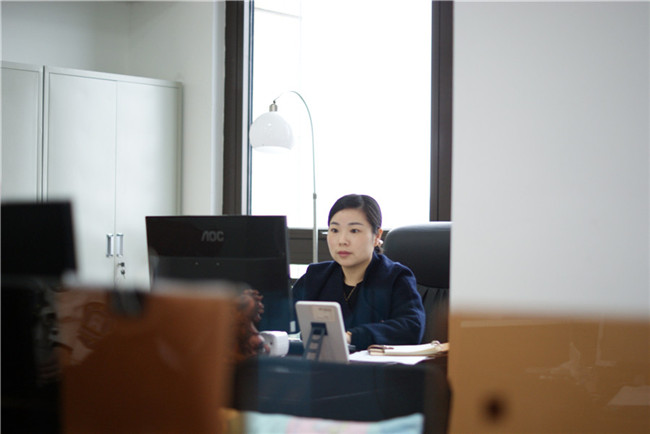 �T���L��